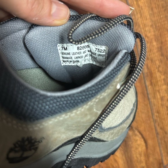 Women  Timberland Gray Hiking Shoes - Picture 3 of 5
